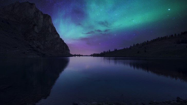 Aurora Over Bannalpsee - Switzerland Wallpaper